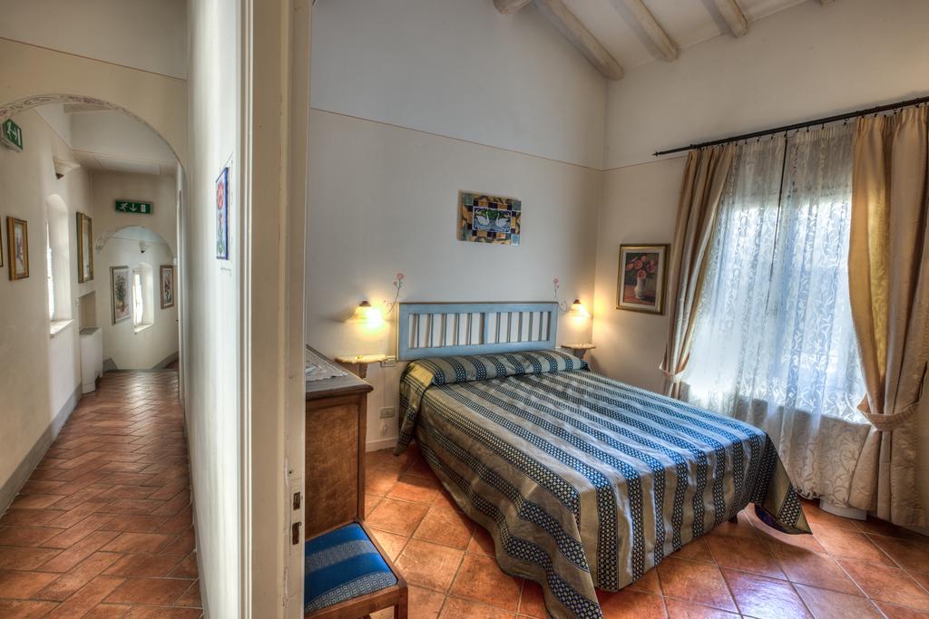 Hotel Locanda Degli Artisti Borgo San Lorenzo Δωμάτιο φωτογραφία