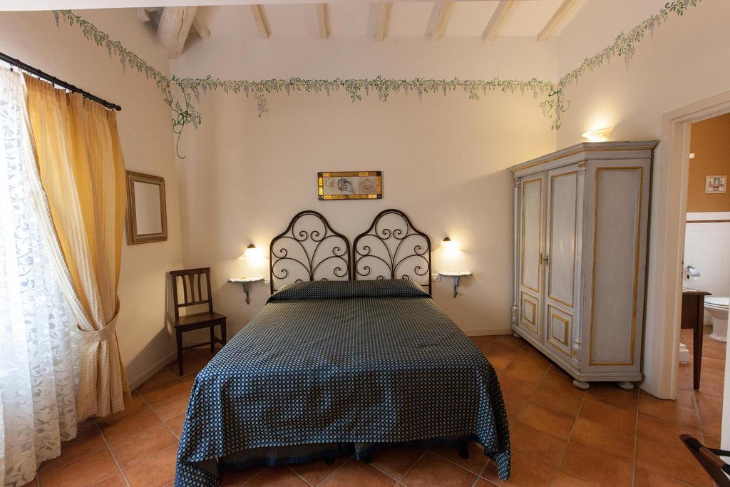 Hotel Locanda Degli Artisti Borgo San Lorenzo Δωμάτιο φωτογραφία