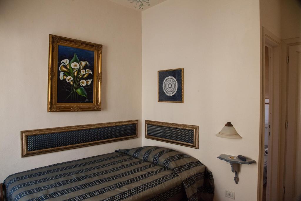 Hotel Locanda Degli Artisti Borgo San Lorenzo Δωμάτιο φωτογραφία